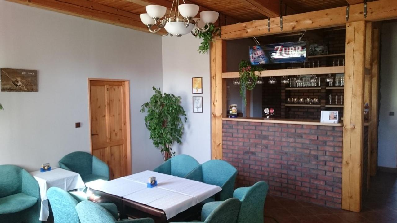 Hotel Borovec Sedlnice Zewnętrze zdjęcie