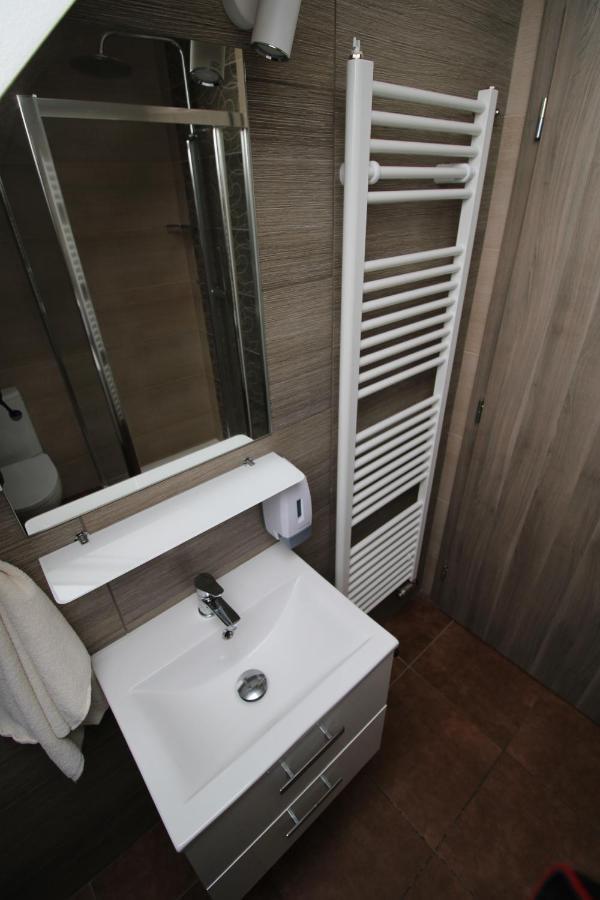 Hotel Borovec Sedlnice Zewnętrze zdjęcie
